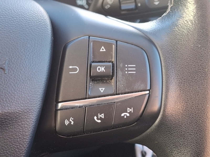 Used Ford Fiesta 2017 for sale - 76418913: Photo 17