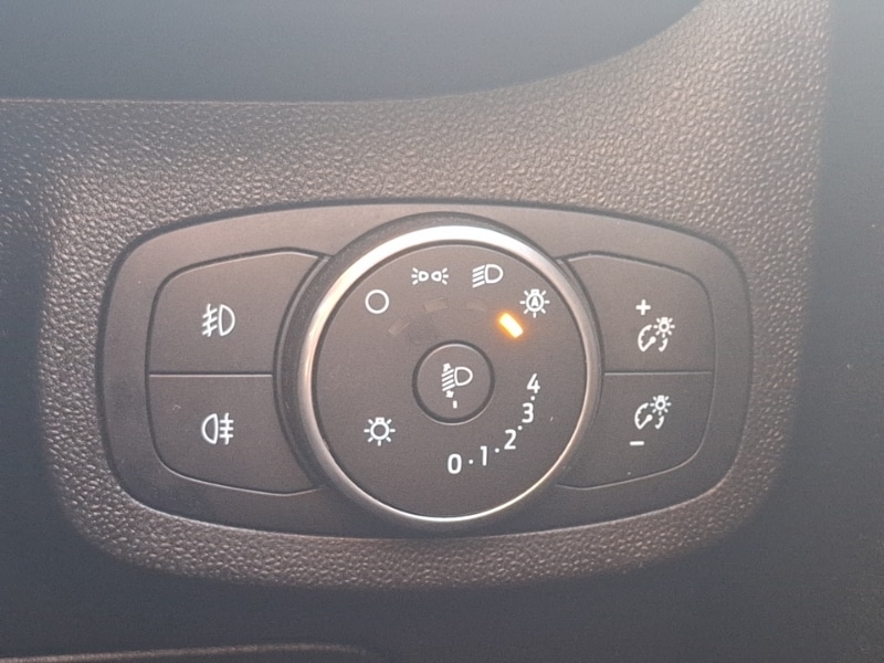 Used Ford Fiesta 2017 for sale - 76418913: Photo 18