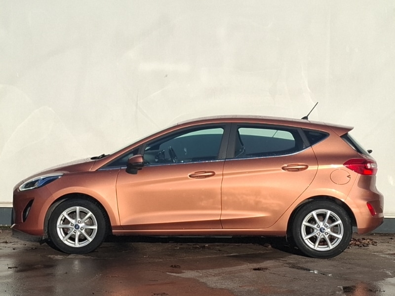 Used Ford Fiesta 2017 for sale - 76418913: Photo 4