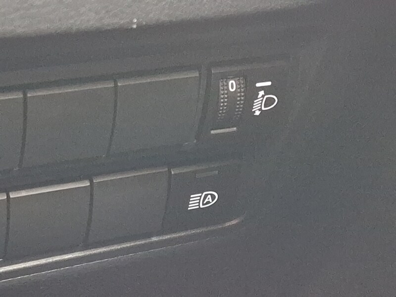 Used Mazda Mazda2 HYBRID 2024 for sale - 77366641: Photo 18