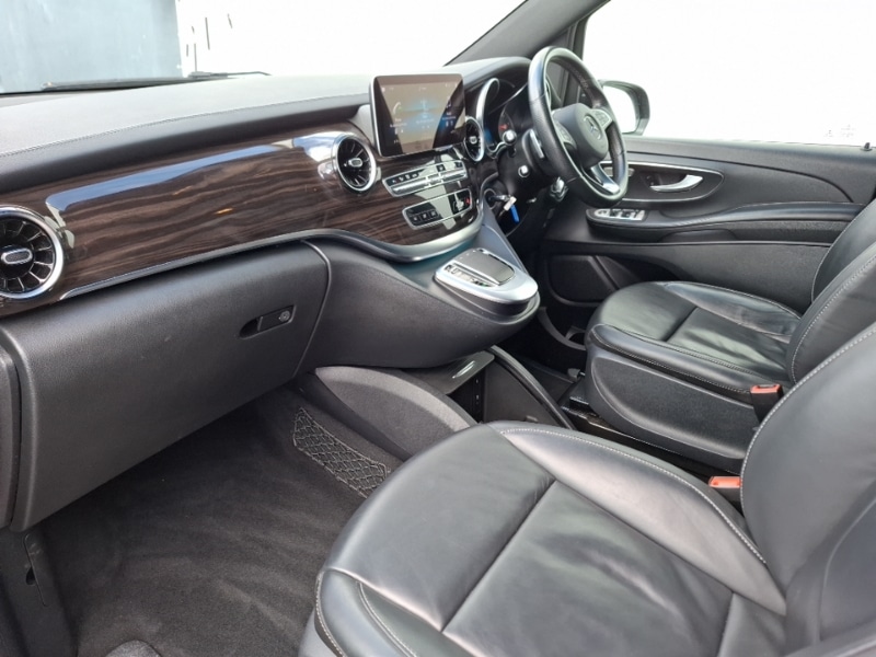 Used Mercedes-Benz V-Class 2020 for sale - 78113125: Photo 5