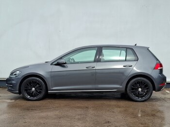 Used Volkswagen Golf 2017 for sale - 78253209: Photo