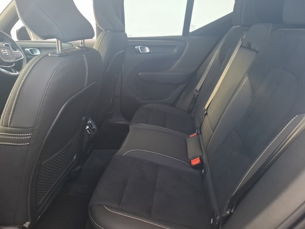 Used Volvo XC40 2023 for sale - 76208118: Photo 6
