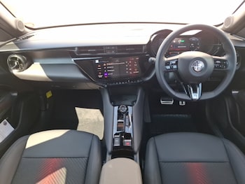 Used Alfa Romeo Junior 2026 for sale - 79332809: Photo