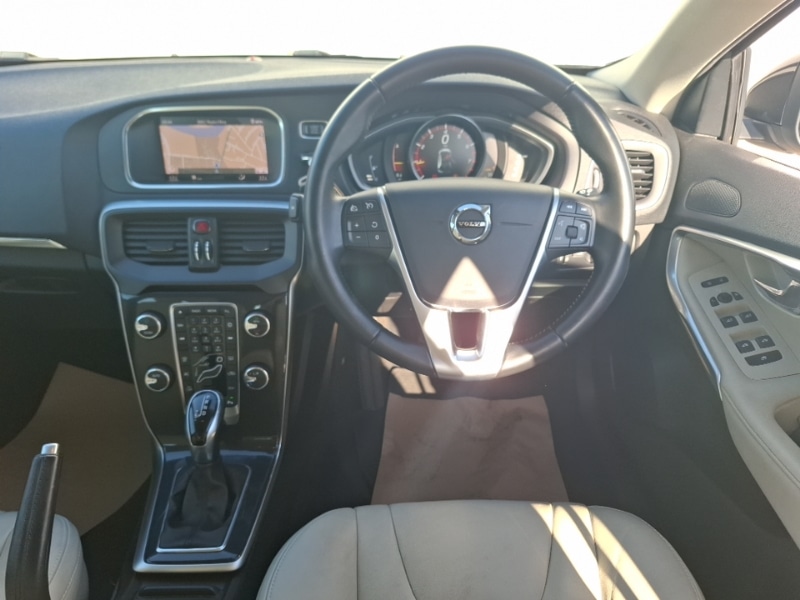 Used Volvo V40 2018 for sale - 78164282: Photo 10
