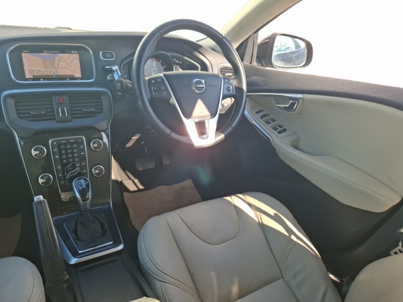 Used Volvo V40 2018 for sale - 78164282: Photo 11