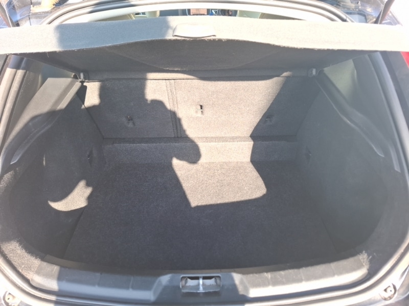 Used Volvo V40 2018 for sale - 78164282: Photo 8