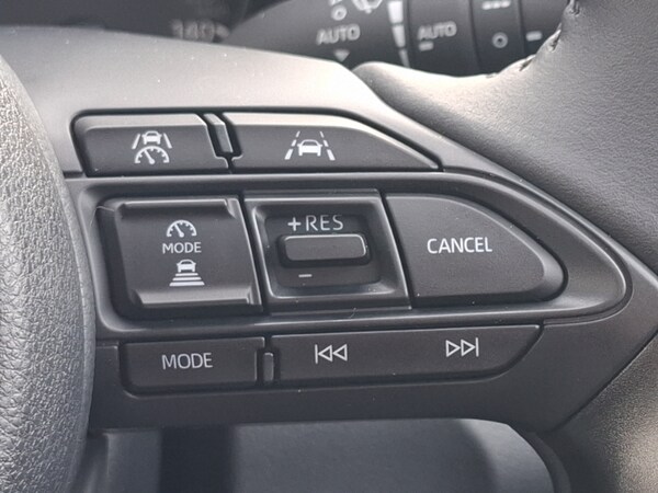 Used Mazda Mazda2 HYBRID 2025 for sale - 76275664: Photo 17