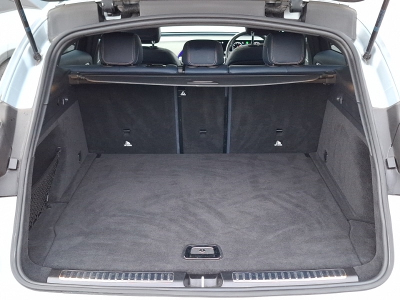 Used Mercedes-Benz EQC 2019 for sale - 77731361: Photo 8