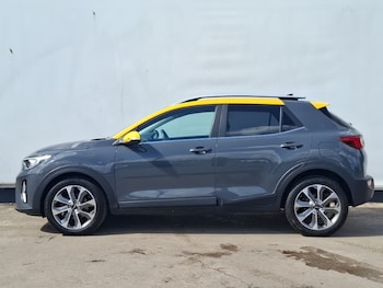 Used Kia Stonic 2023 for sale - 78633973: Photo