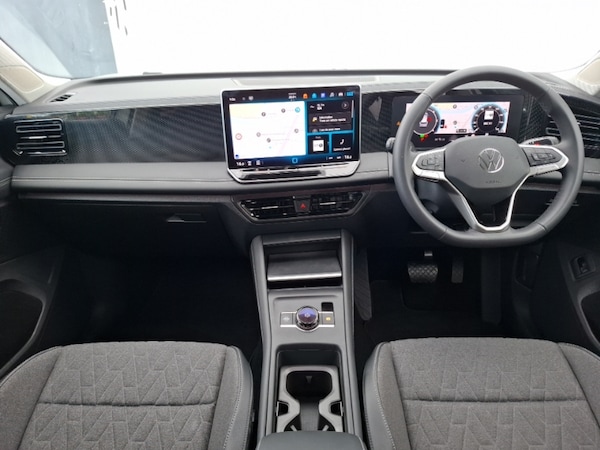 Used Volkswagen Tiguan 2024 for sale - 75245351: Photo 2