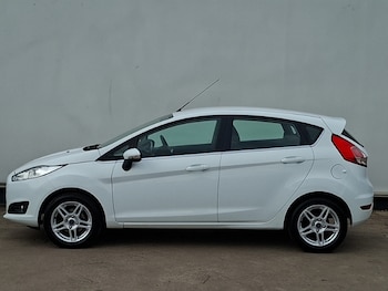 Used Ford Fiesta 2013 for sale - 79424939: Photo