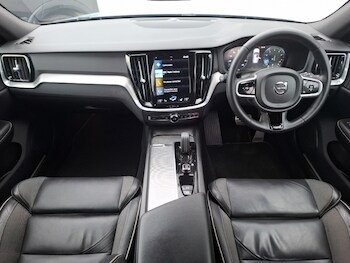 Used Volvo V60 2022 for sale - 77816647: Photo