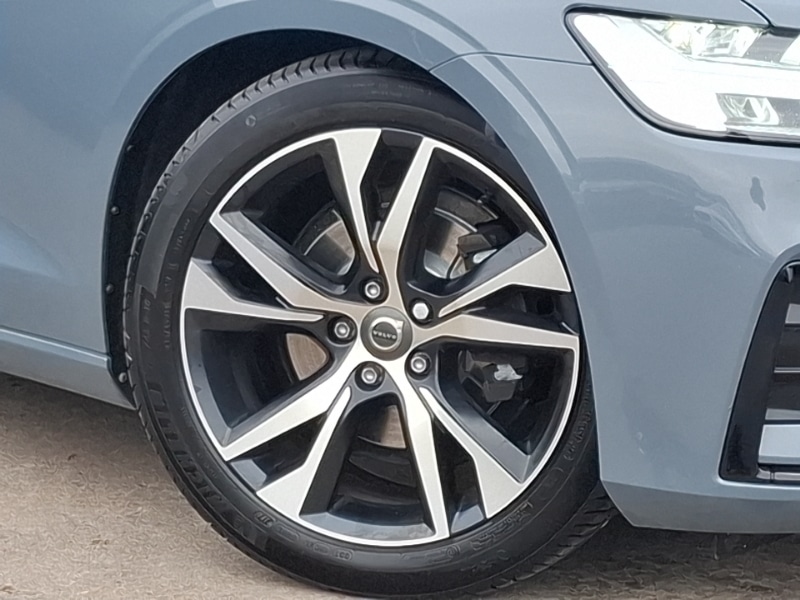 Used Volvo V60 2022 for sale - 77816647: Photo 9