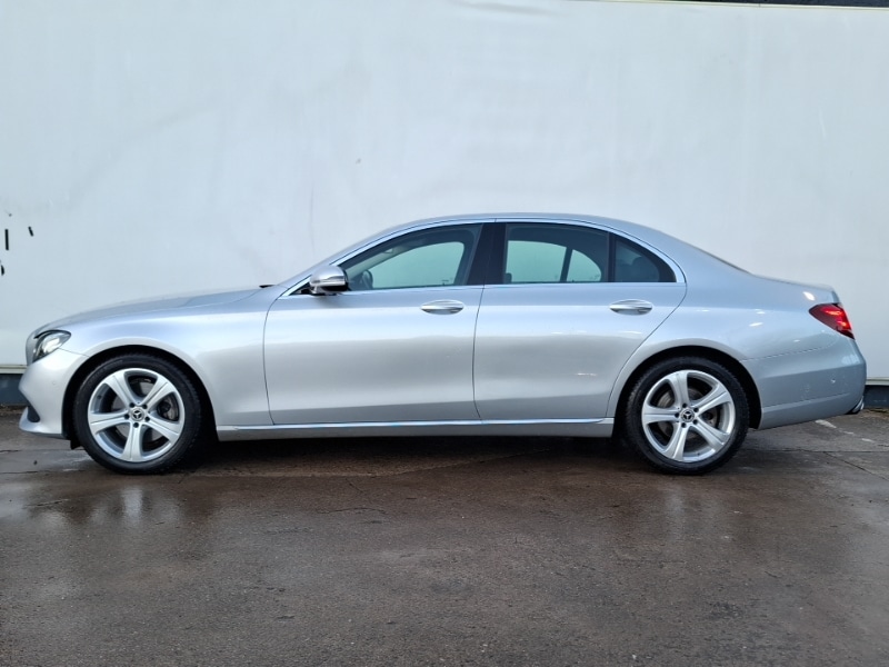 Used Mercedes-Benz E Class 2017 for sale - 76875491: Photo 4