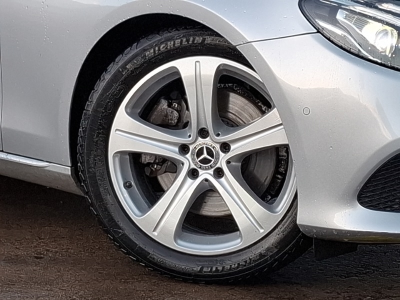 Used Mercedes-Benz E Class 2017 for sale - 76875491: Photo 9