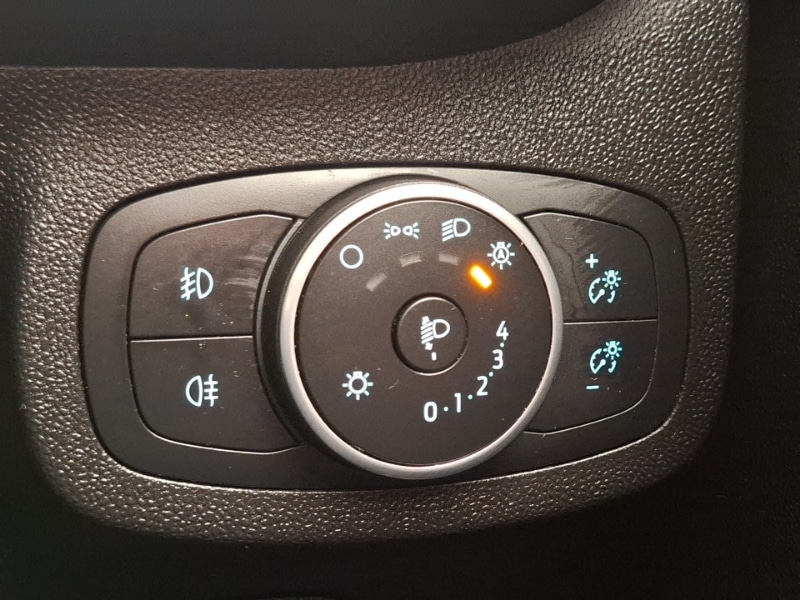 Used Ford Fiesta 2018 for sale - 78065685: Photo 18