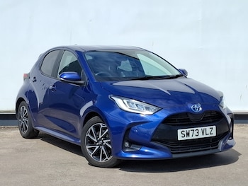 Used Toyota Yaris 2023 for sale - 79433389: Photo