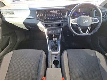 Used Volkswagen Polo 2023 for sale - 76103535: Photo