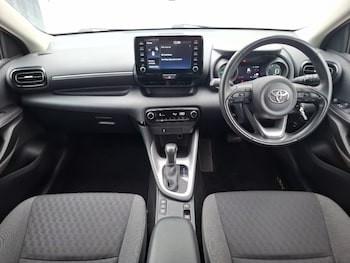 Used Toyota Yaris 2022 for sale - 79420556: Photo