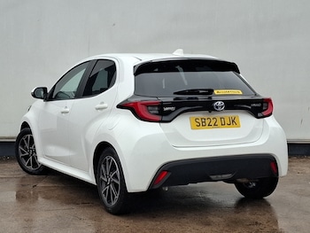 Used Toyota Yaris 2022 for sale - 79420556: Photo