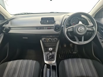 Used Mazda Mazda2 2018 for sale - 79061123: Photo