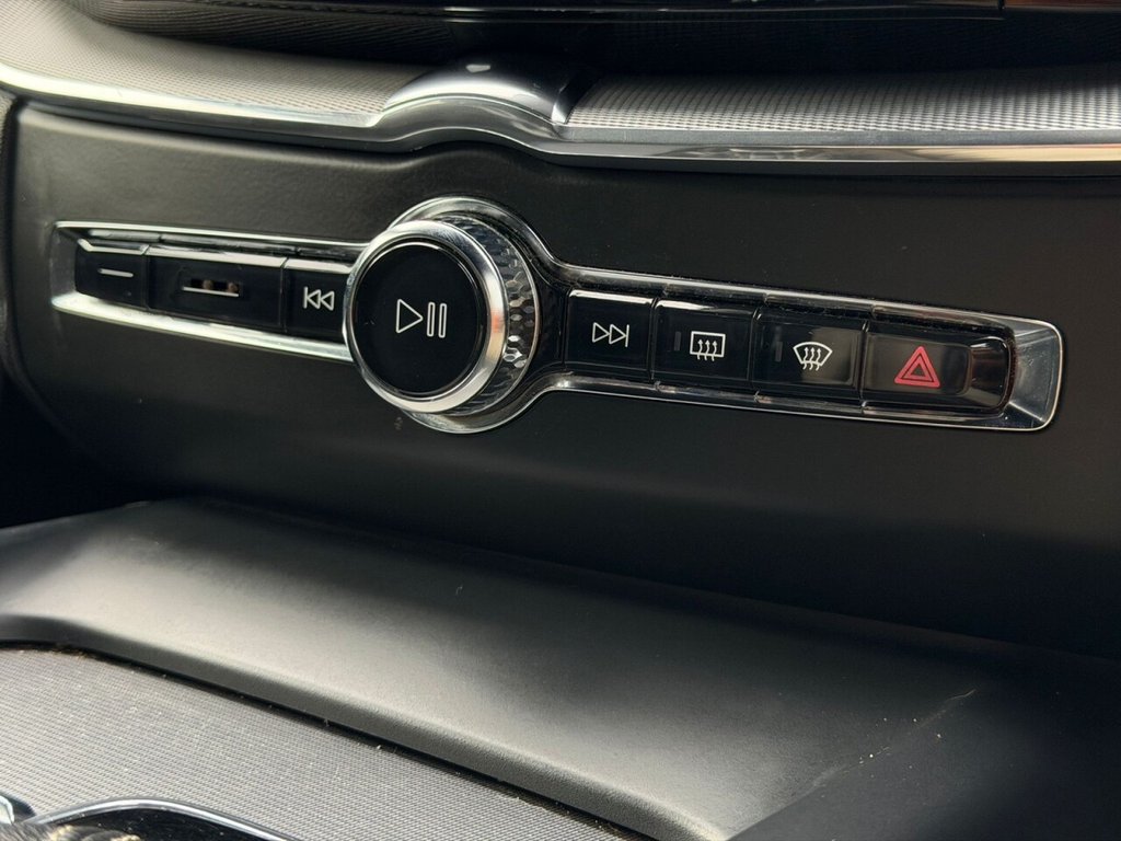 Used Volvo XC60 2018 for sale - 76417778: Photo 14