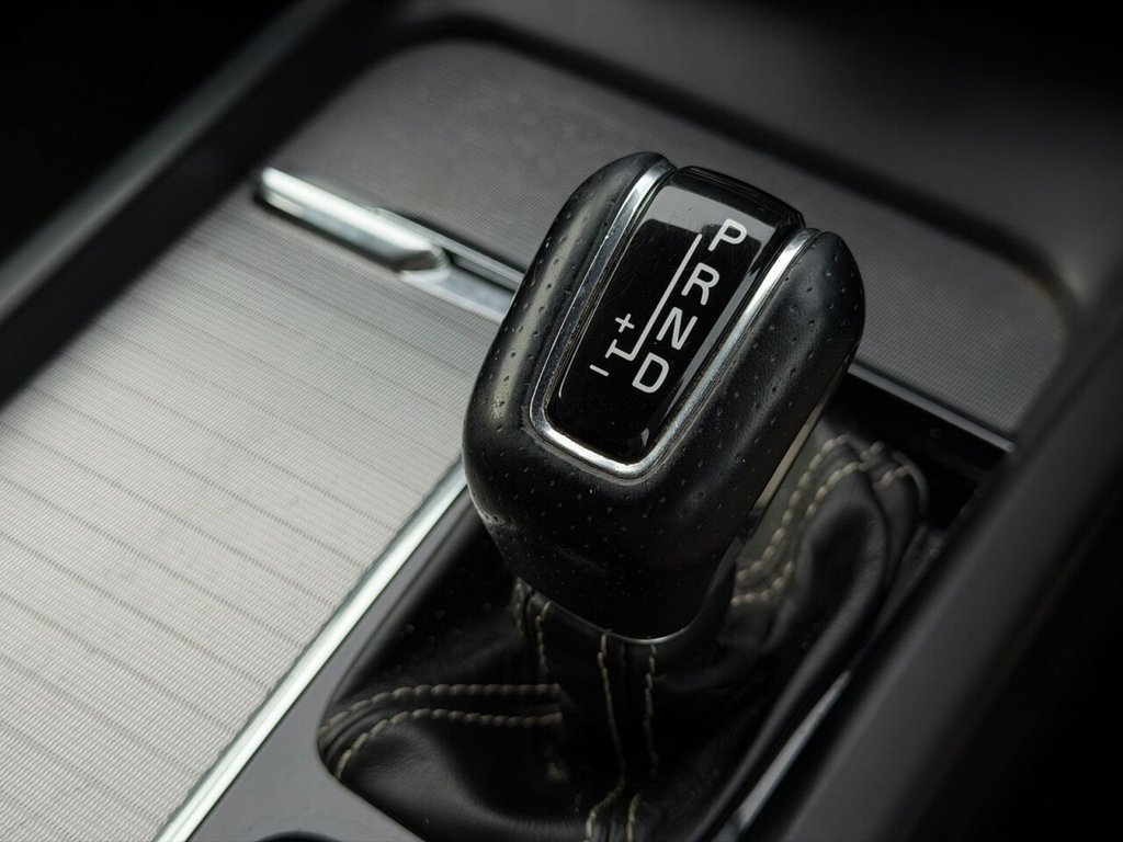 Used Volvo XC60 2018 for sale - 76417778: Photo 19