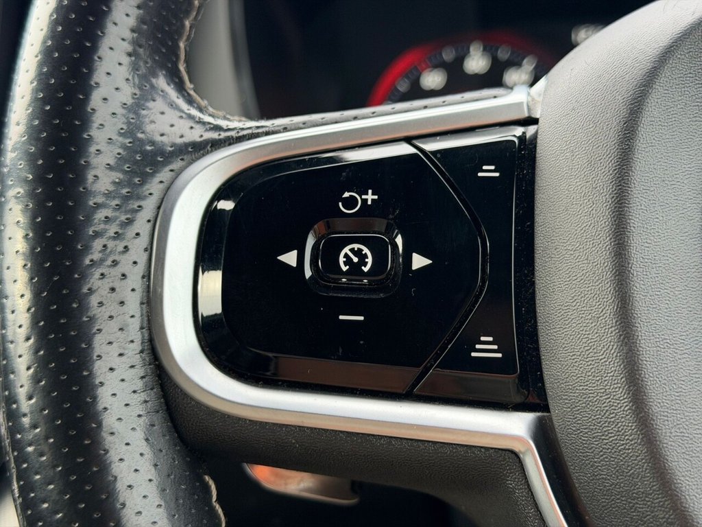 Used Volvo XC60 2018 for sale - 76417778: Photo 24