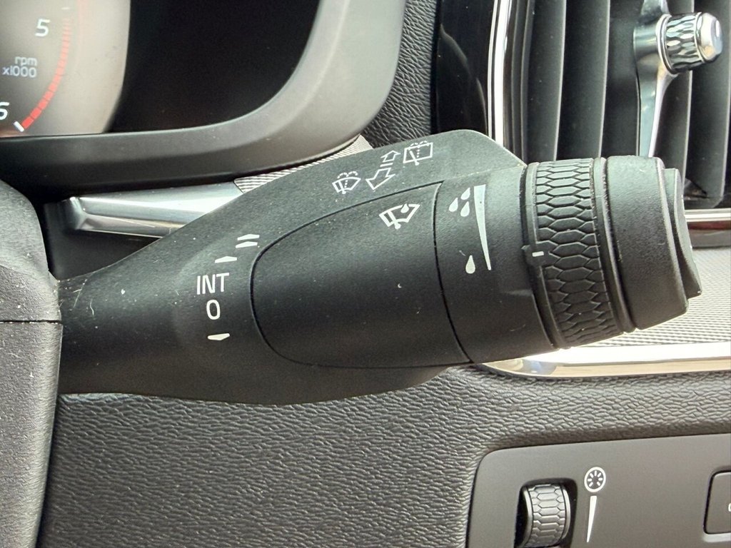 Used Volvo XC60 2018 for sale - 76417778: Photo 27