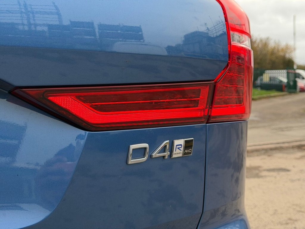 Used Volvo XC60 2018 for sale - 76417778: Photo 31