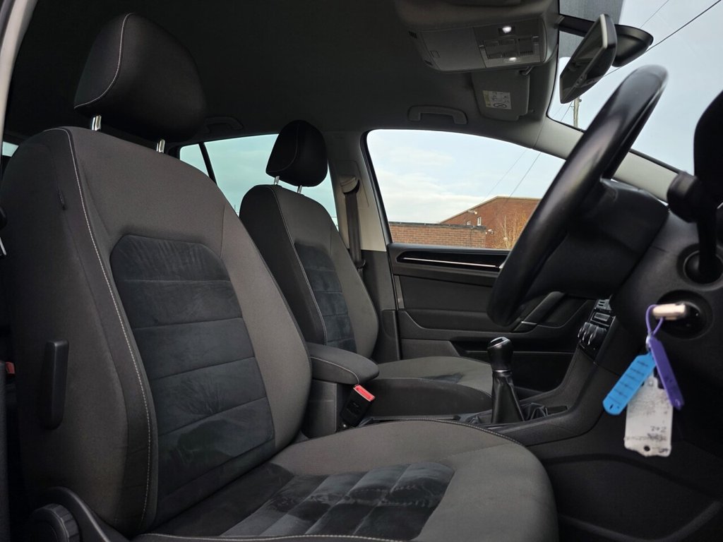 Used Volkswagen Golf SV 2015 for sale - 76500950: Photo 10