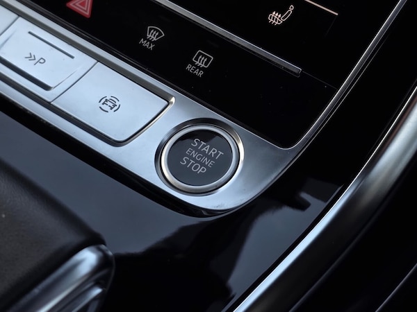 Used Audi Q8 2022 for sale - 76235395: Photo 15