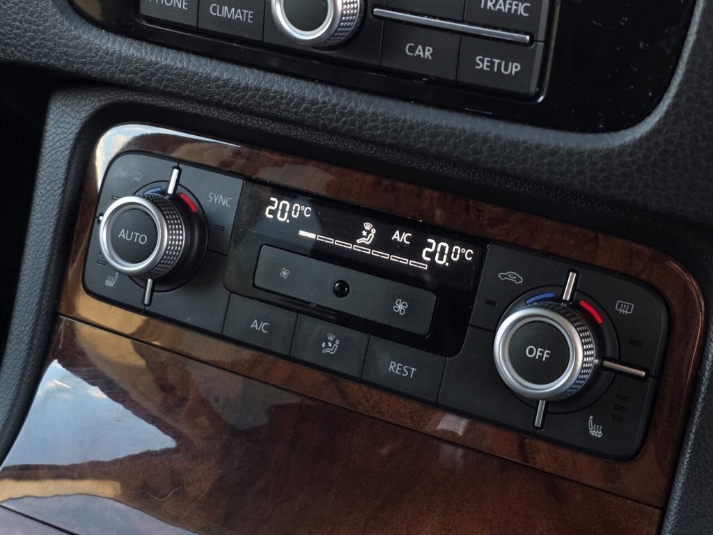 Used Volkswagen Touareg 2015 for sale - 77050807: Photo 22