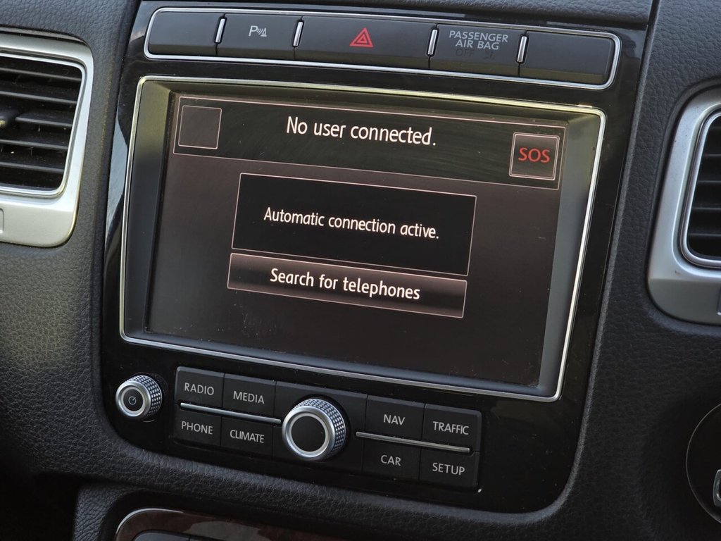 Used Volkswagen Touareg 2015 for sale - 77050807: Photo 35