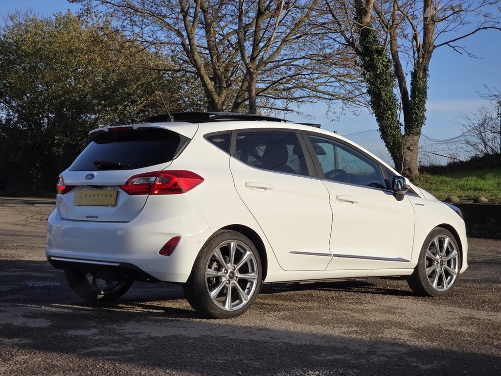 Used Ford Fiesta 2017 for sale - 76570199: Photo 10