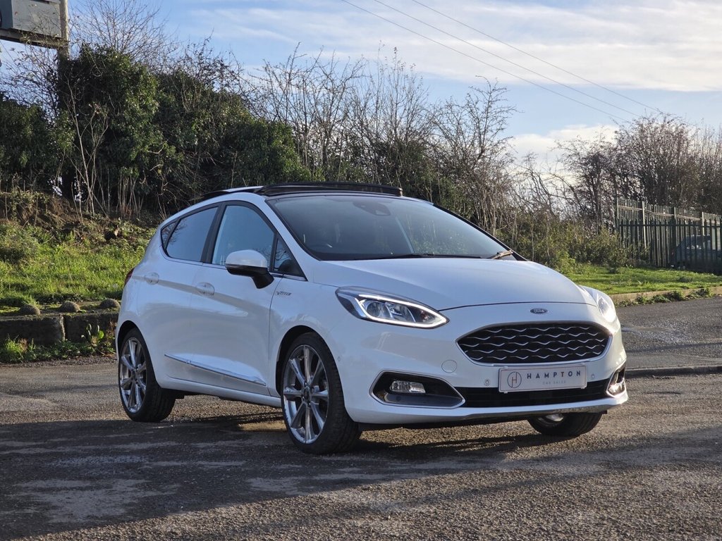 Used Ford Fiesta 2017 for sale - 76570199: Photo 2