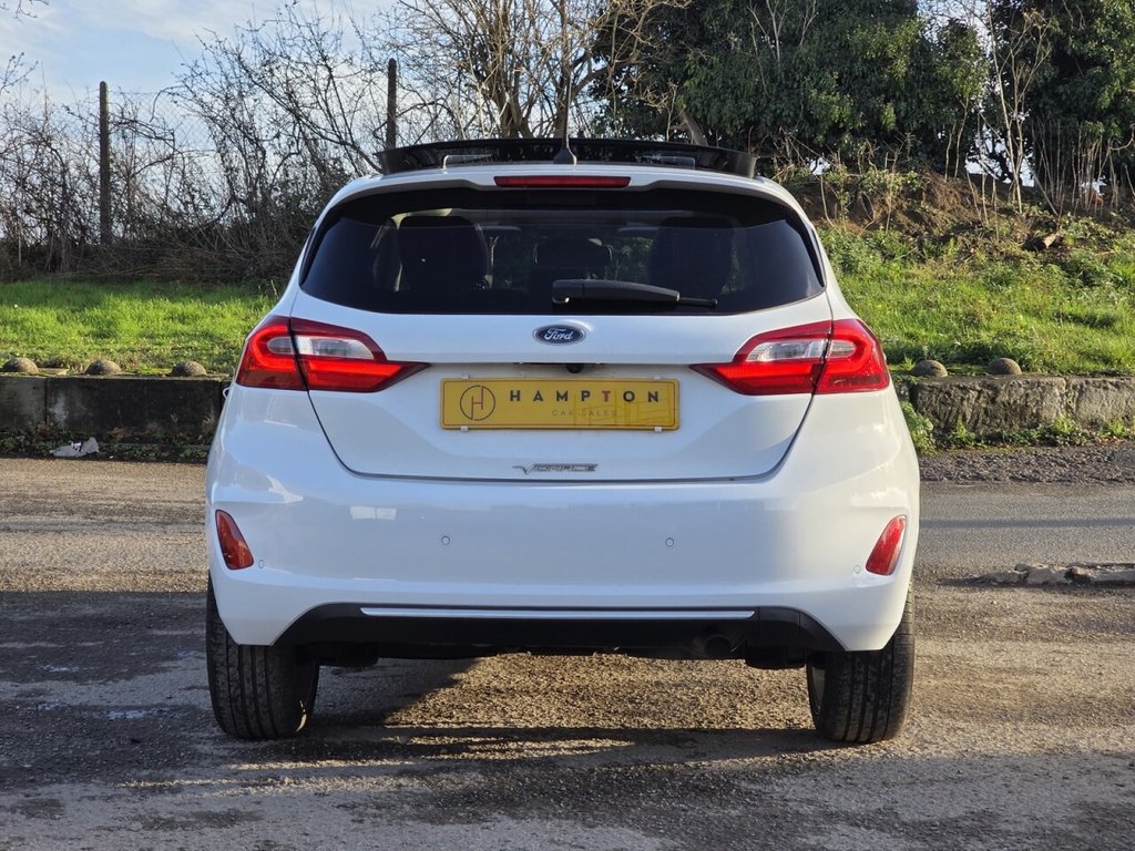 Used Ford Fiesta 2017 for sale - 76570199: Photo 9