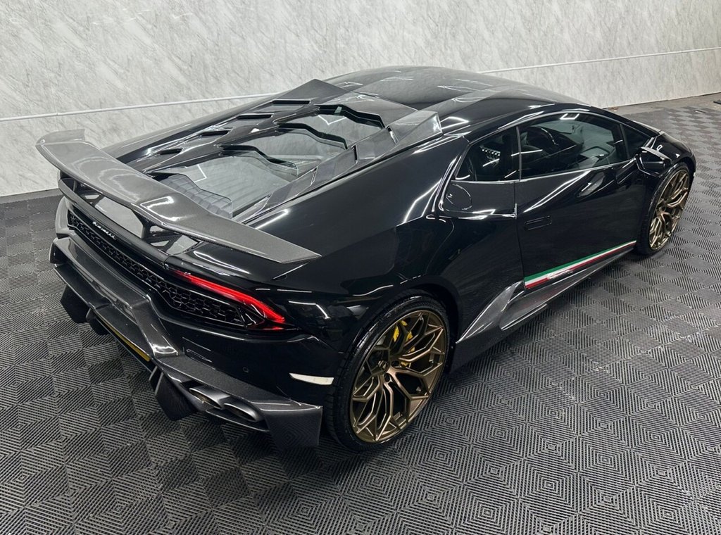Used Lamborghini Huracan 2017 for sale - 76888511: Photo 2