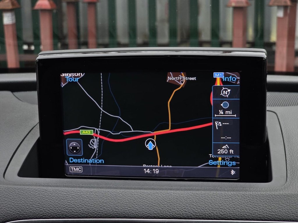 Used Audi RS Q3 2014 for sale - 77356667: Photo 32