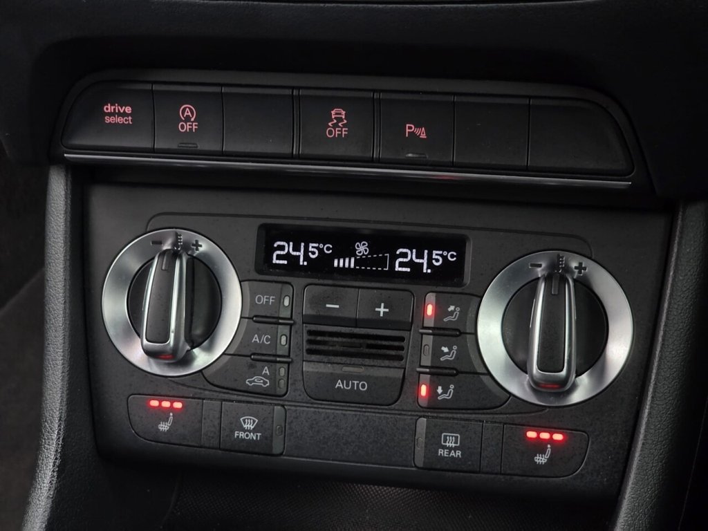 Used Audi RS Q3 2014 for sale - 77356667: Photo 37