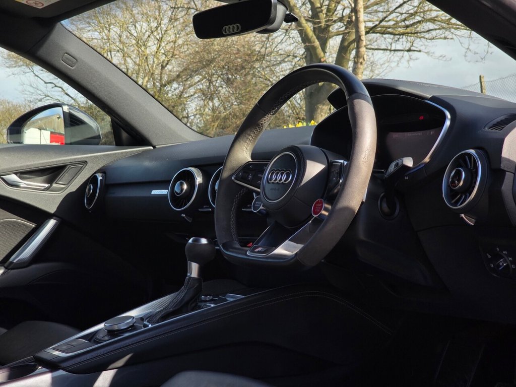 Used Audi TT RS 2018 for sale - 77720302: Photo 13