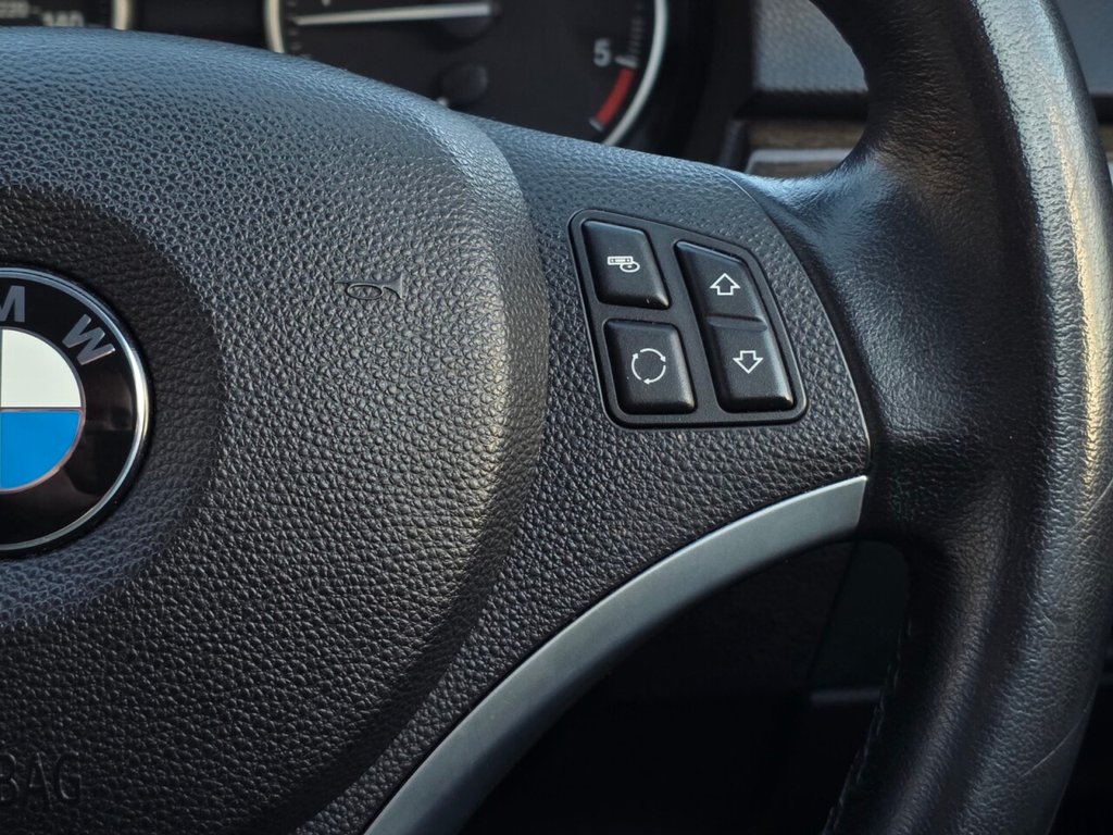 Used BMW 3 Series 2011 for sale - 77236610: Photo 19