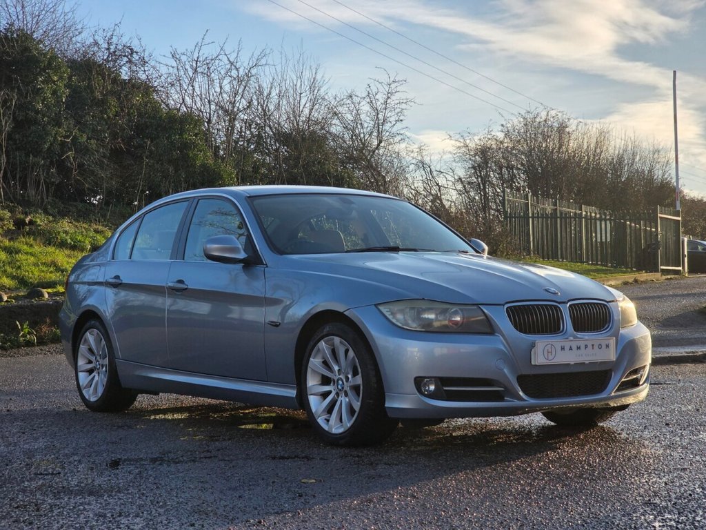 Used BMW 3 Series 2011 for sale - 77236610: Photo 2