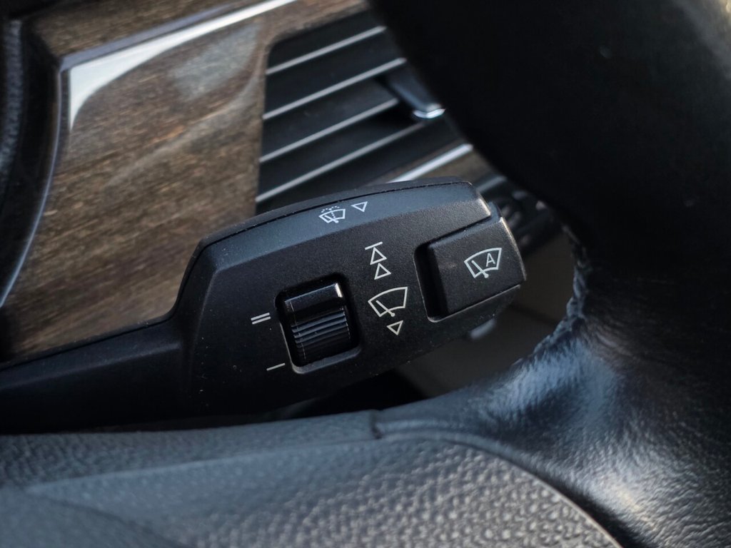 Used BMW 3 Series 2011 for sale - 77236610: Photo 20