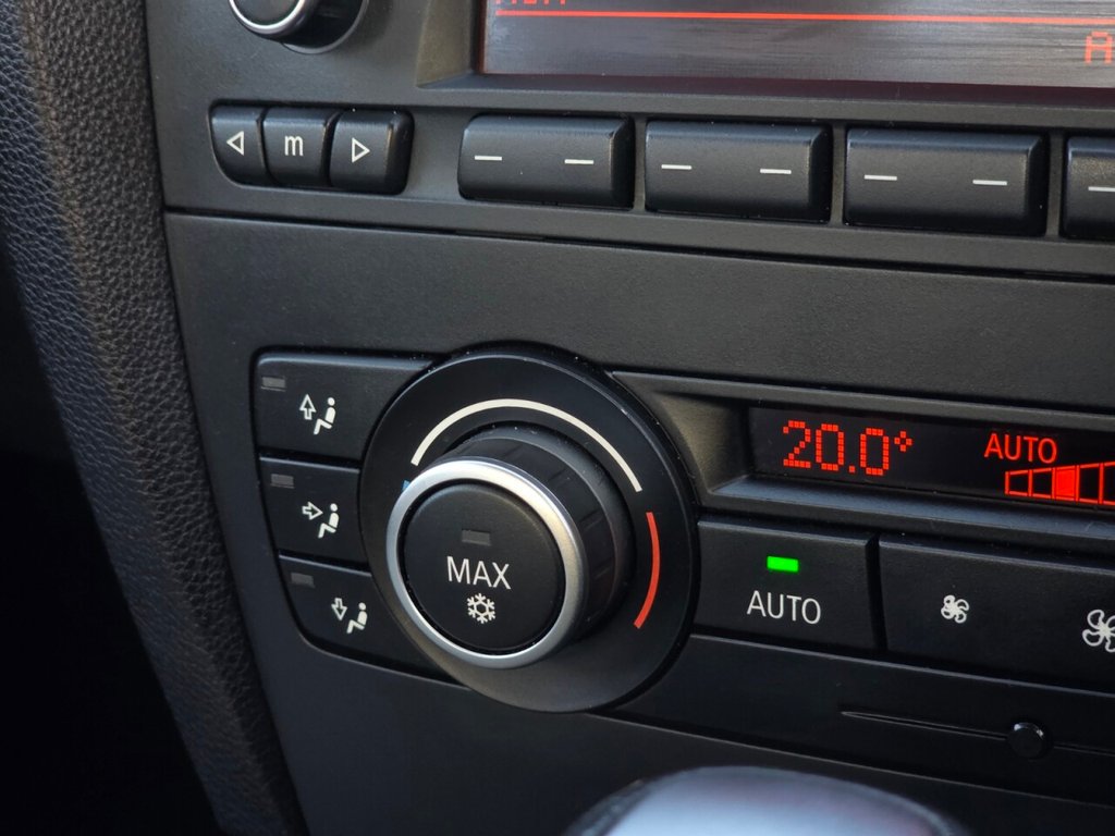 Used BMW 3 Series 2011 for sale - 77236610: Photo 24