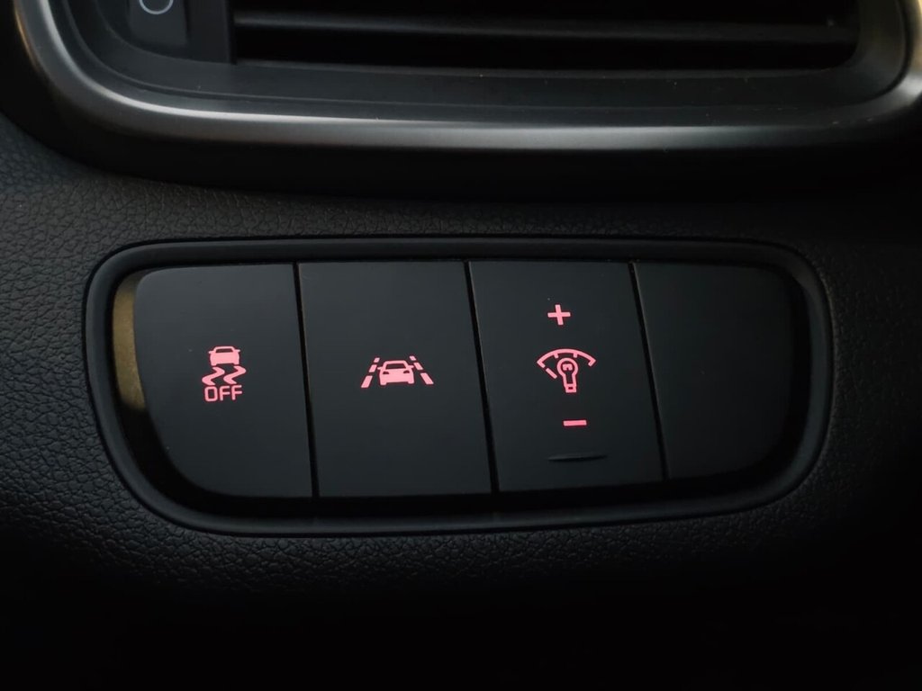 Used Kia Sorento 2016 for sale - 76459366: Photo 35