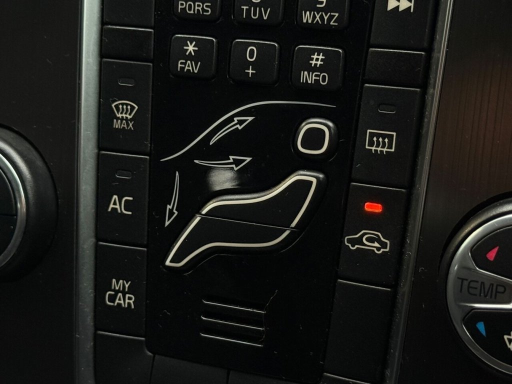 Used Volvo V40 2015 for sale - 76754554: Photo 12