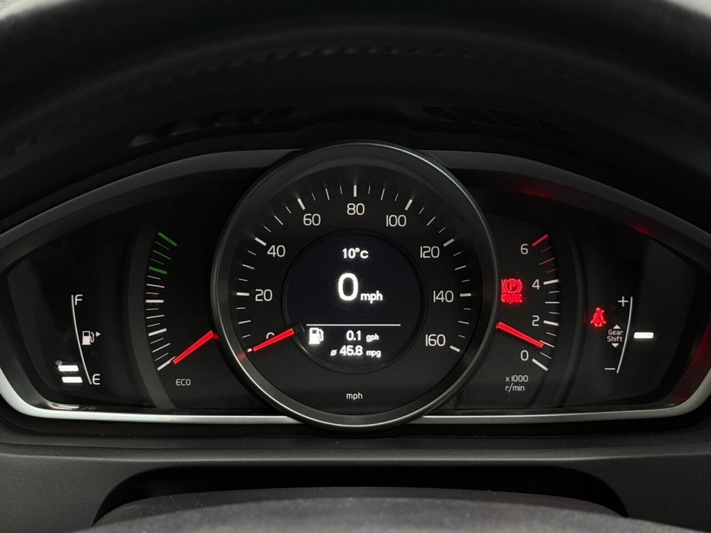 Used Volvo V40 2015 for sale - 76754554: Photo 17