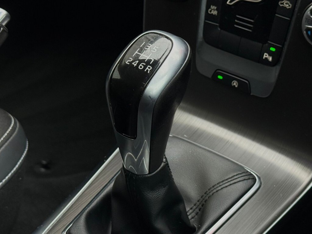 Used Volvo V40 2015 for sale - 76754554: Photo 31